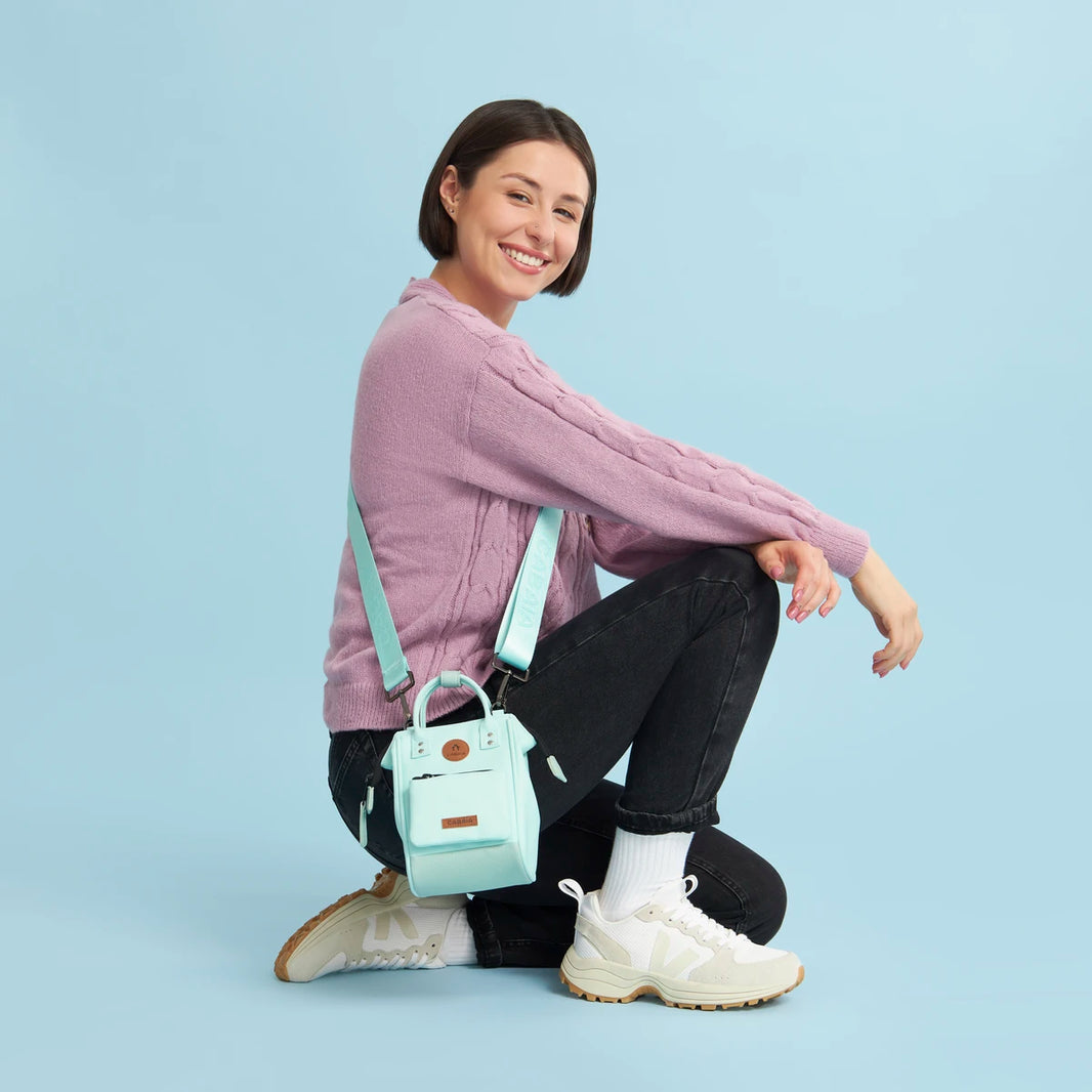 Bilbao Adventurer Nano Unisex Omuz Çantası